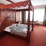 Zlote Arkady 3* Częstochowa
