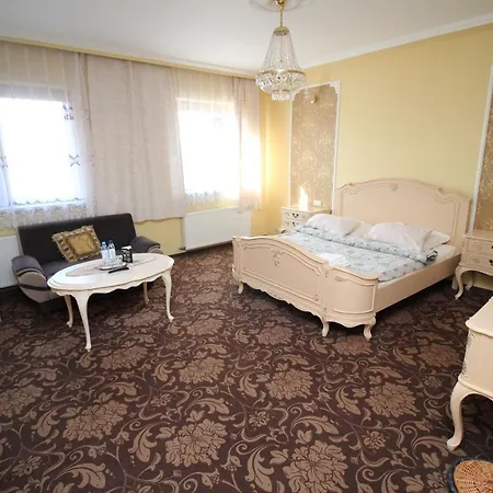 Zlote Arkady 3* Częstochowa