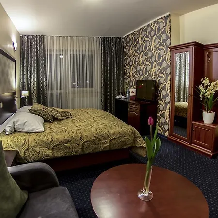 Złote Arkady 3* Częstochowa