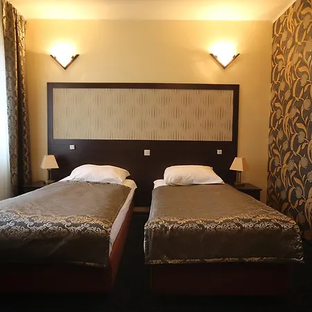 Hotel Zlote Arkady 3*