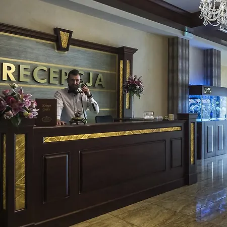 Złote Arkady 3* Częstochowa