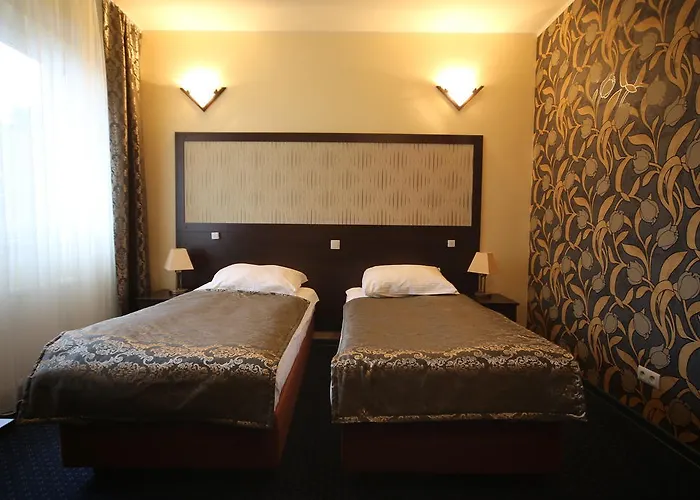 Отель Zlote Arkady 3*